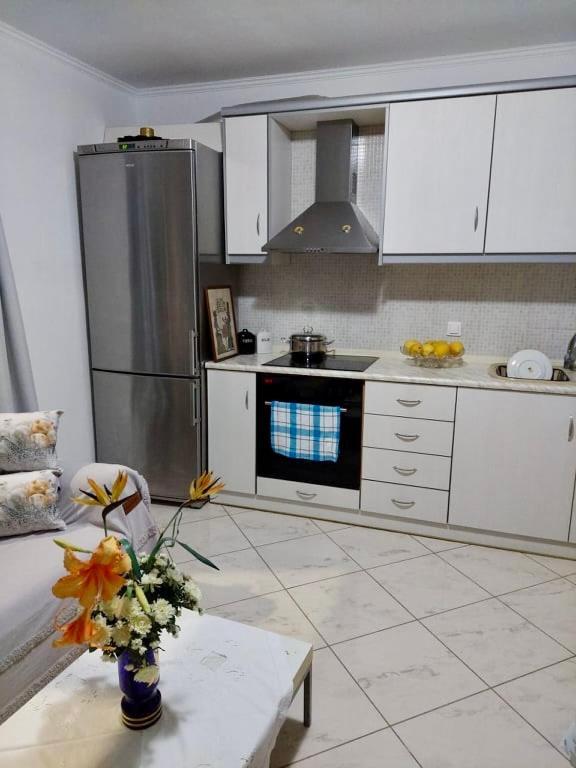 Baso Hilltop Apartments Argassi Eksteriør billede